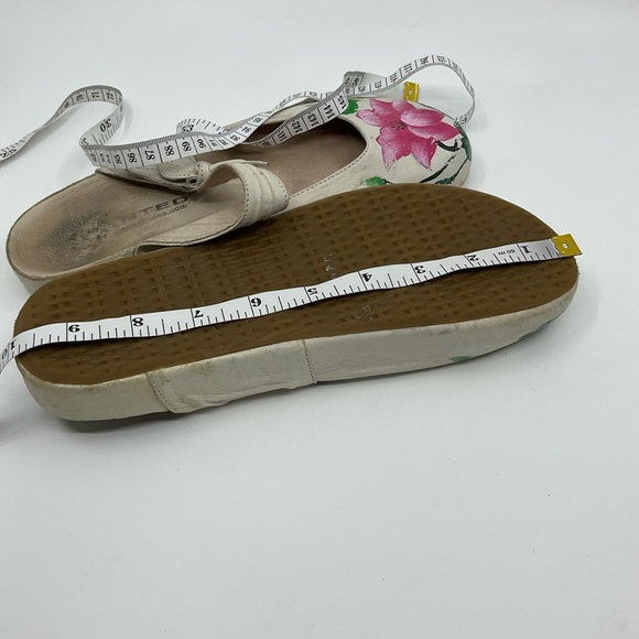 Vintage 90s Y2K Wanted Vintage Leather Floral Painted Mules Clogs Slides - Picture 6 of 8